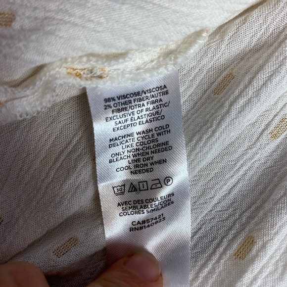 ⭐️LOFT Lightweight Textured Shimmer Peasant Blouse - Picture 7 of 7